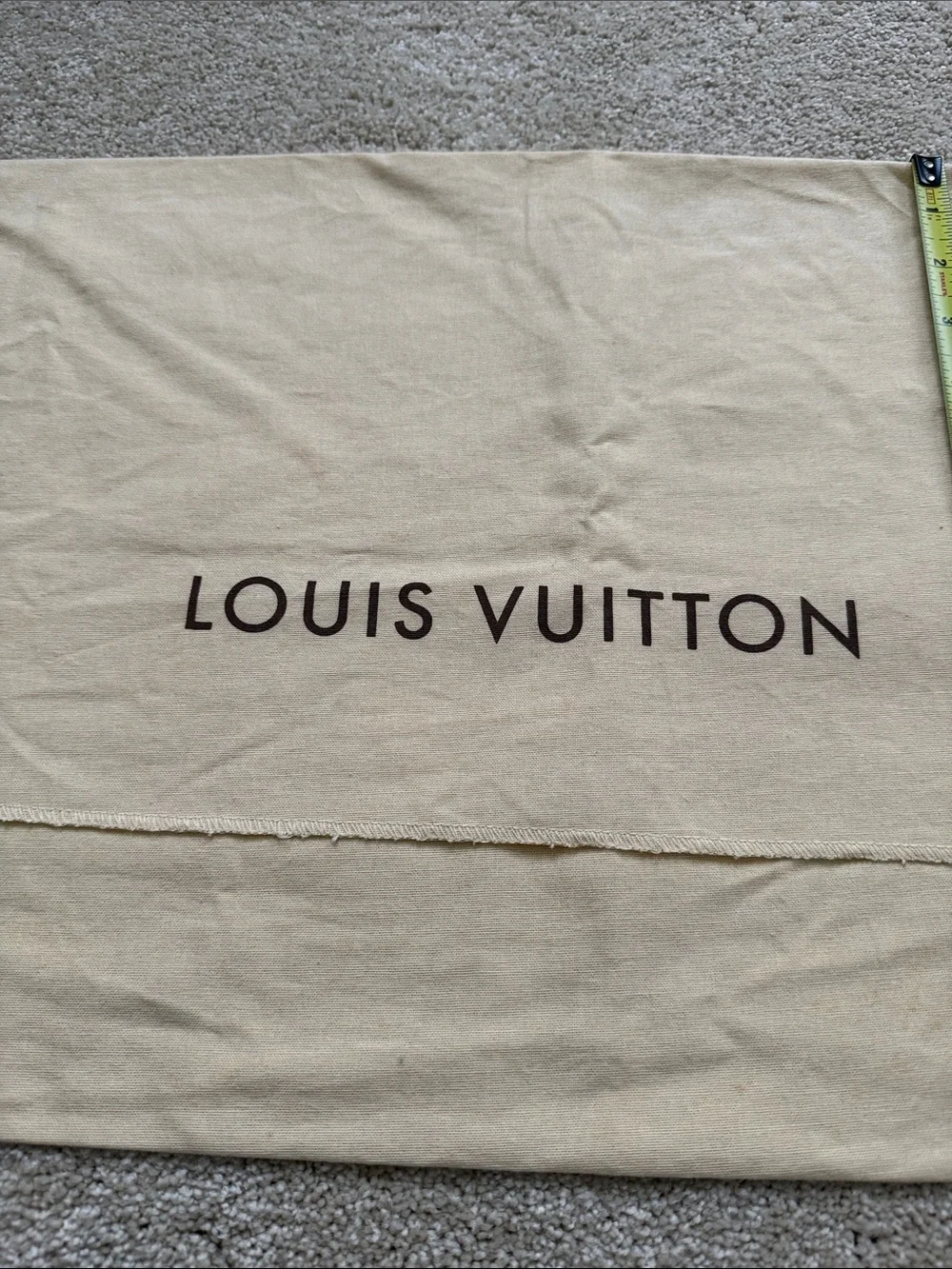 Louis Vuitton Cream Dust Cover with Brown Logo - Picture 4 of 5